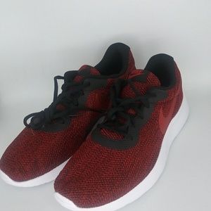 ❤🚨NEW NIKE MEN'S TANJUN SNEAKERS🚨❤